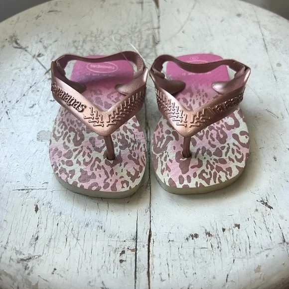 Havaianas Baby Chic Sandals Flip Flop Rose Gold Size US 5C EU 21 - Picture 3 of 4